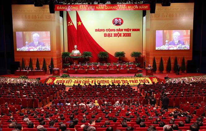 Bế mạc Đại hội lần thứ XIII của Đảng: Ra mắt BCH Trung ương Đảng khóa mới, thông qua các mục tiêu phát triển của đất nước - Ảnh 6