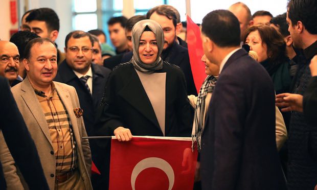 Thổ Nhĩ Kỳ dọa "trừng phạt" Hà Lan vì trục xuất Bộ trưởng - Ảnh 1