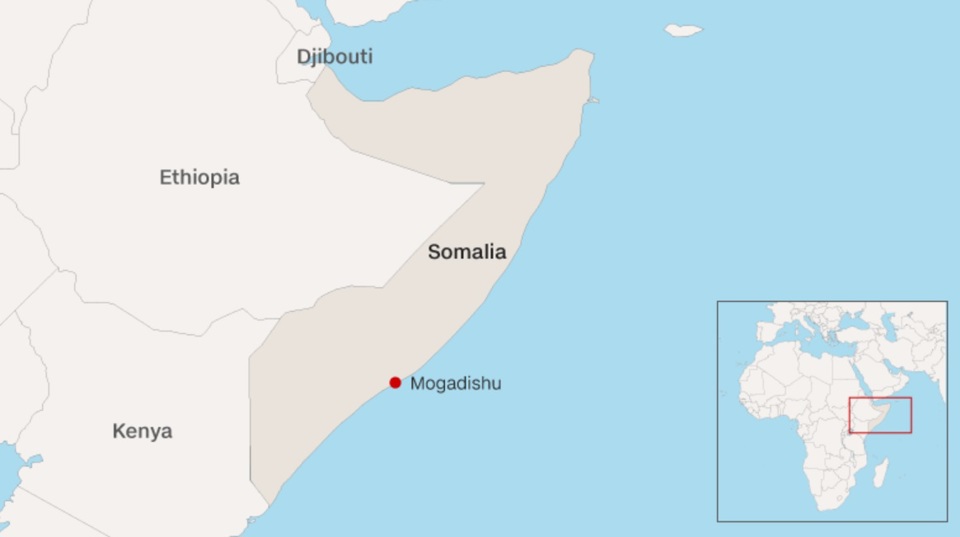 Somali: Bom xe phát nổ gần dinh tổng thống, tòa nhà quốc hội - Ảnh 1
