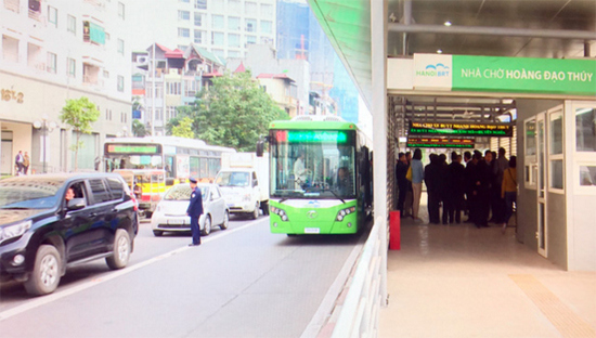 Từ 1/1/2017: Buýt nhanh BRT chính thức vận hành, miễn phí tháng đầu - Ảnh 1