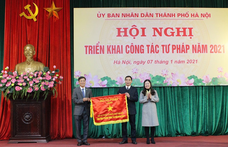 Phó Chủ tịch Thường trực UBND TP Hà Nội Lê Hồng Sơn: Thể chế đi trước, mở đường cho các đột phá kinh tế - xã hội - Ảnh 1