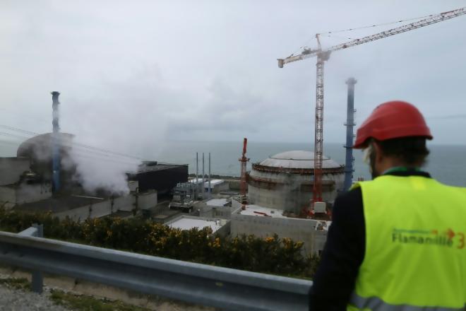 Không có nguy cơ phóng xạ từ vụ nổ nhà máy điện hạt nhân Pháp - Ảnh 1