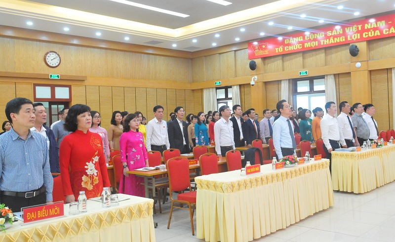 Kỳ họp thứ 18 HĐND quận Hoàn Kiếm: Xem xét, đánh giá công tác nhiệm kỳ 2016-2021 - Ảnh 1