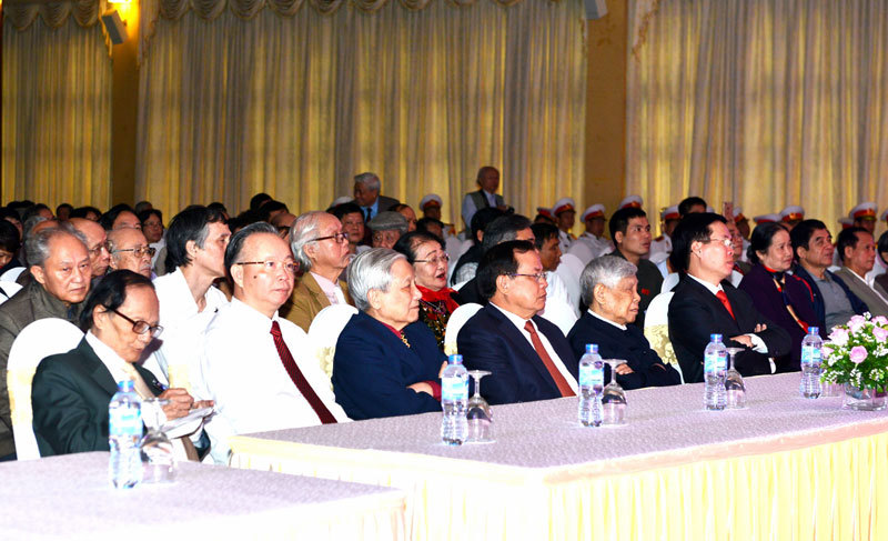 Kỷ niệm 60 năm thành lập Hội nhà văn Việt Nam - Ảnh 1