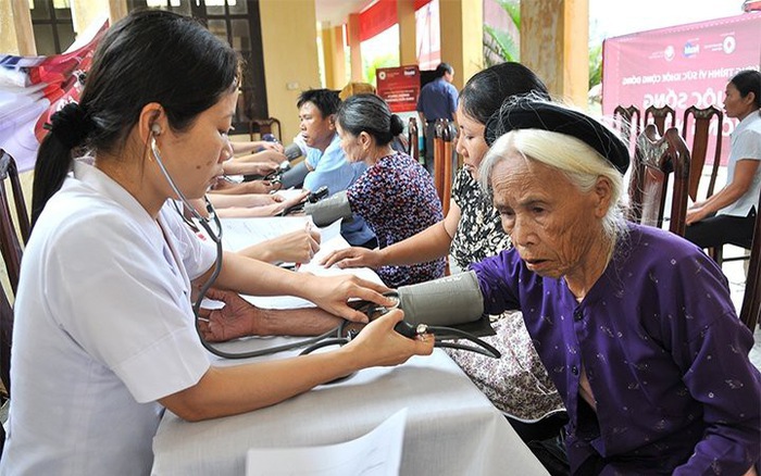 Huy động nguồn lực xã hội phát triển các dịch vụ chăm sóc người cao tuổi - Ảnh 1