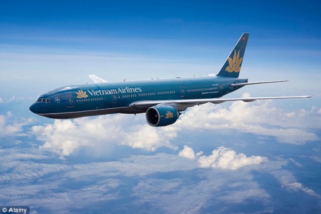 Vietnam Airlines hủy 6 chuyến bay tới Huế do thời tiết xấu - Ảnh 1