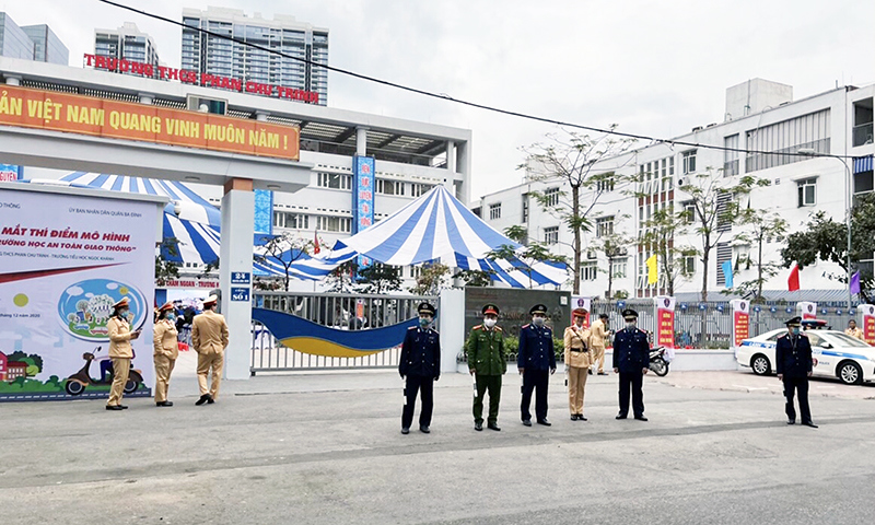 Quận Ba Đình đặt nhiều kỳ vọng vào mô hình "Cổng trường an toàn giao thông" - Ảnh 5