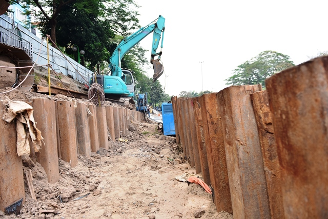 Hà Nội: Hối hả trên công trường dự án hồi sinh sông Tô Lịch - Ảnh 2