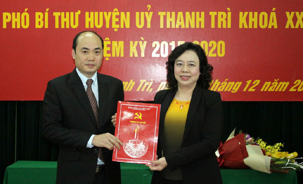 Đồng chí Nguyễn Việt Phương làm Phó Bí thư Huyện ủy Thanh Trì - Ảnh 1