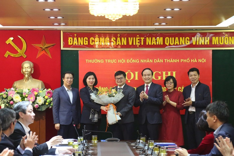 Ông Trương Việt Dũng được bổ nhiệm làm Chánh Văn phòng Đoàn đại biểu Quốc hội và HĐND TP Hà Nội - Ảnh 2