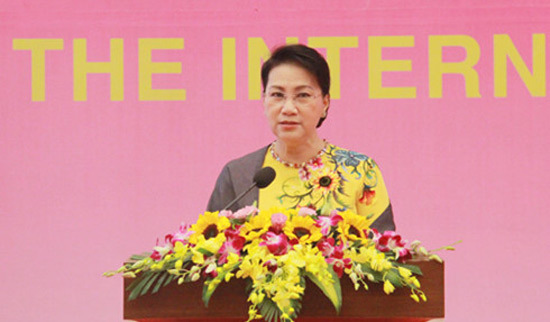 Chủ tịch Quốc hội gặp mặt các nữ Đại sứ tại Việt Nam - Ảnh 1