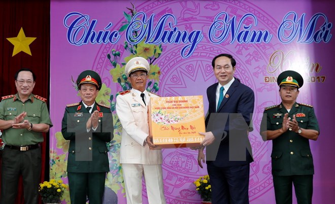 Chủ tịch nước Trần Đại Quang thăm, chúc Tết tại tỉnh An Giang - Ảnh 1
