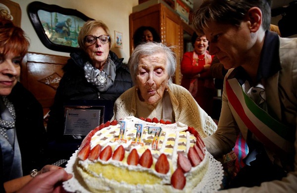Cụ bà sống qua 3 thế kỷ mừng sinh nhật 117 tuổi - Ảnh 2