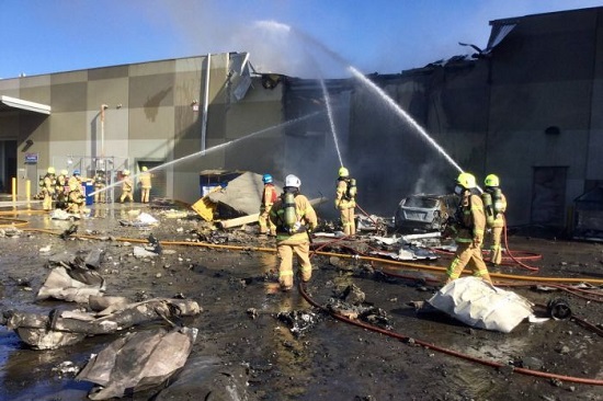 Australia: Máy bay đâm vào trung tâm thương mại, 5 người thiệt mạng - Ảnh 1