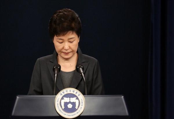 Cựu Tổng thống Park Geun-hye có thể bị buộc tội trong tuần này - Ảnh 1