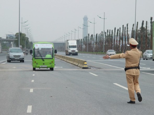 Hà Nội: Phấn đấu giảm từ 5 - 10% tai nạn giao thông trong năm 2021 - Ảnh 1