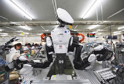 Việt Nam sẽ tập trung đầu tư vào chế tạo robot - Ảnh 1