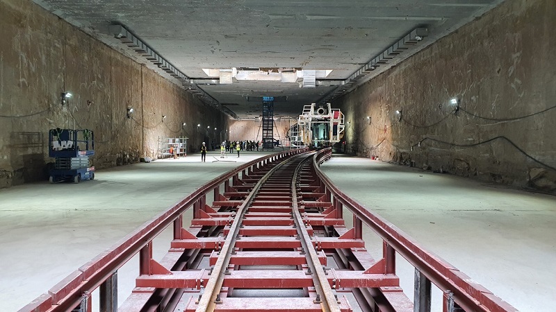 [Ảnh] Cận cảnh lắp đặt máy đào hầm TBM đầu tiên tuyến metro đoạn Nhổn - Ga Hà Nội - Ảnh 9