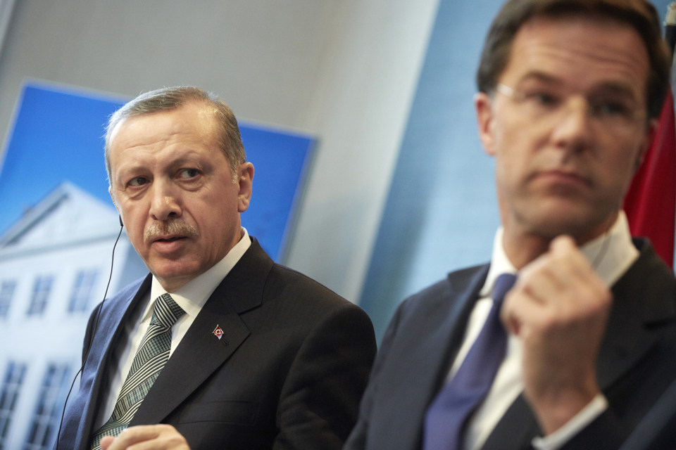 Căng thẳng Hà Lan và Thổ Nhĩ Kỳ: Vì nội, kích ngoại - Ảnh 1