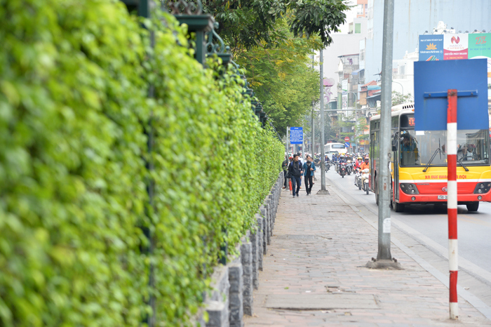 Những tuyến phố có vỉa hè đẹp ở Hà Nội - Ảnh 1