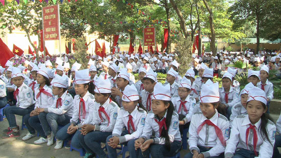 Huyện Ứng Hòa có 12 xã đạt chuẩn nông thôn mới - Ảnh 1