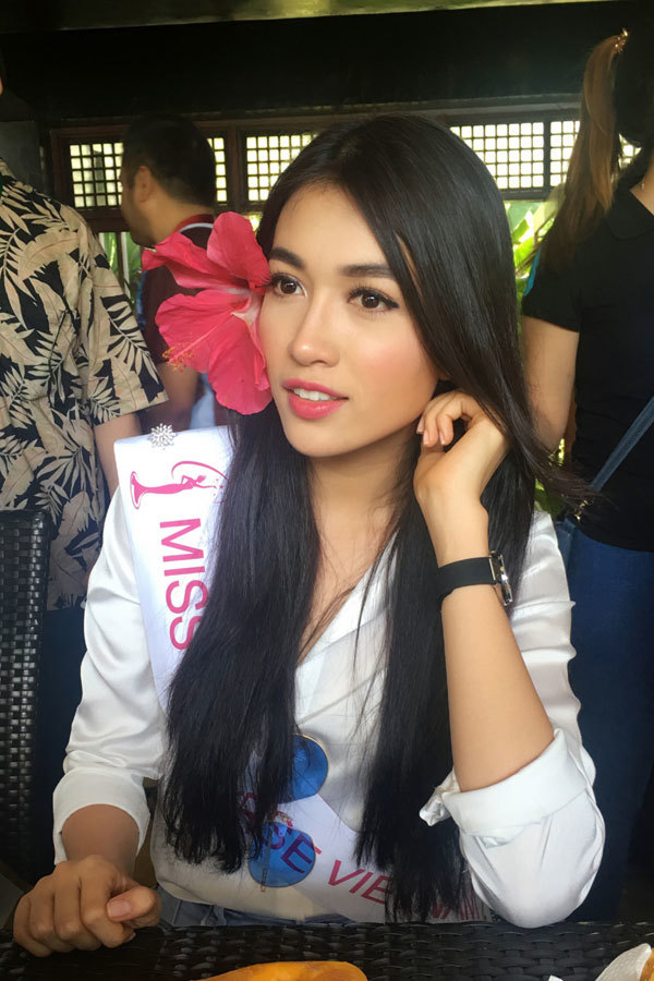 Người đẹp Việt hở bạo trước thí sinh Miss Universe - Ảnh 5