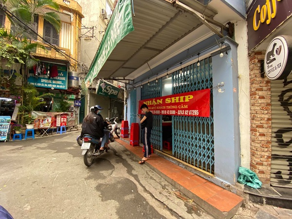 Hà Nội: Hàng quán đóng cửa, trông ngóng shipper - Ảnh 13