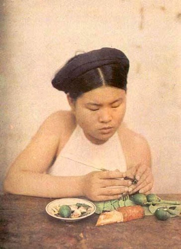 Vẻ đẹp giản dị của phụ nữ Việt Nam những năm 1910 - Ảnh 10