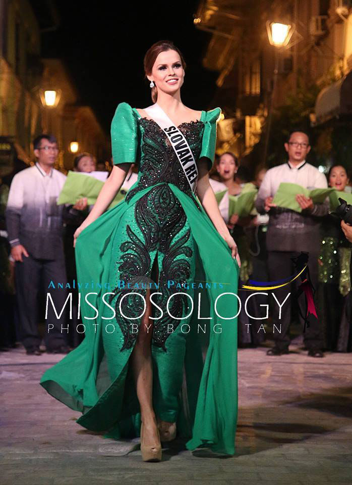 Lệ Hằng rực rỡ trong áo in cờ Việt Nam, lên Top 4 Miss Universe - Ảnh 21
