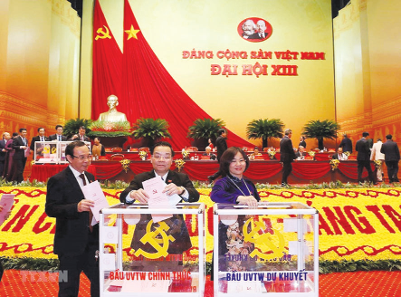 Hình ảnh hoạt động của Đoàn đại biểu TP Hà Nội tại Đại hội Đảng XIII - Ảnh 7