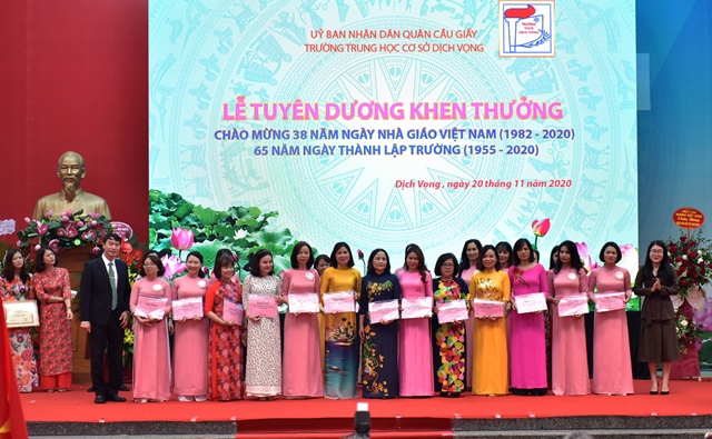 Trường THCS Dịch Vọng kỷ niệm 65 năm thành lập - Ảnh 5