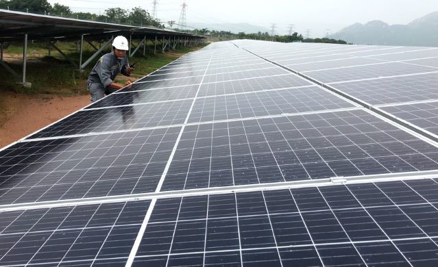 Bộ Công Thương rà soát, tổng hợp về phát triển điện mặt trời - Ảnh 1