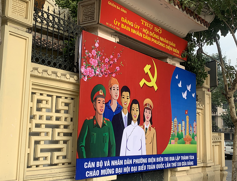 Các phường tại quận Ba Đình, Hà Nội tràn ngập sắc đỏ chào mừng Đại hội XIII của Đảng - Ảnh 3
