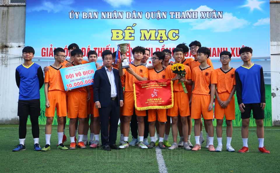 Xác định 2 đội vô địch Giải bóng đá Thiếu niên - Nhi đồng quận Thanh Xuân năm 2020 - Ảnh 2