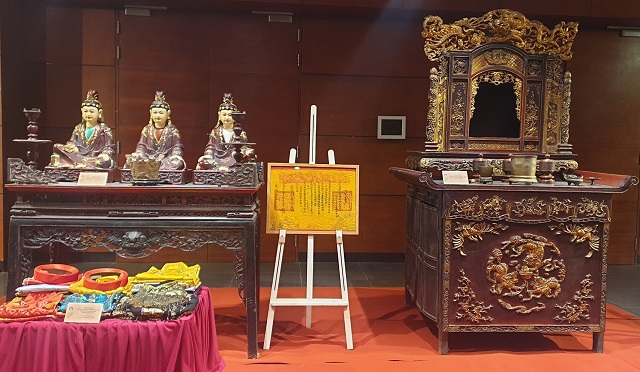 Hiến tặng hiện vật, tài liệu cho Bảo tàng Hà Nội: Kể chuyện văn hóa, lịch sử Thủ đô - Ảnh 1