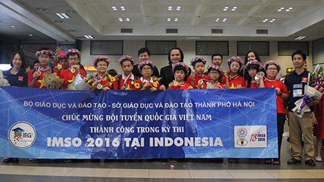 Học sinh Việt giành điểm số cao nhất thế giới tại kỳ thi IMSO 2016 - Ảnh 1