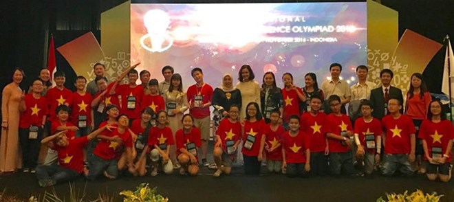 Học sinh Việt giành điểm số cao nhất thế giới tại kỳ thi IMSO 2016 - Ảnh 2