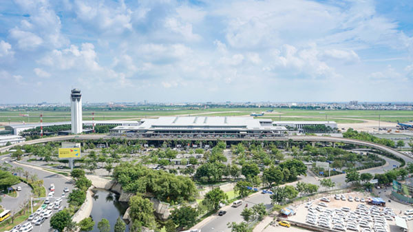 Gần 20.000 tỷ đồng giải quyết tình trạng ùn tắc tại sân bay Tân Sơn Nhất - Ảnh 1
