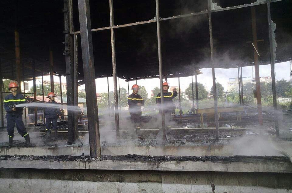 Cháy lớn tại khu nhà xưởng trên đường Võ Chí Công - Ảnh 5