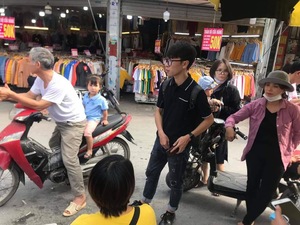 Tạm giữ hình sự nữ chủ quán tra tấn nhân viên quán bánh xèo ở Bắc Ninh - Ảnh 2