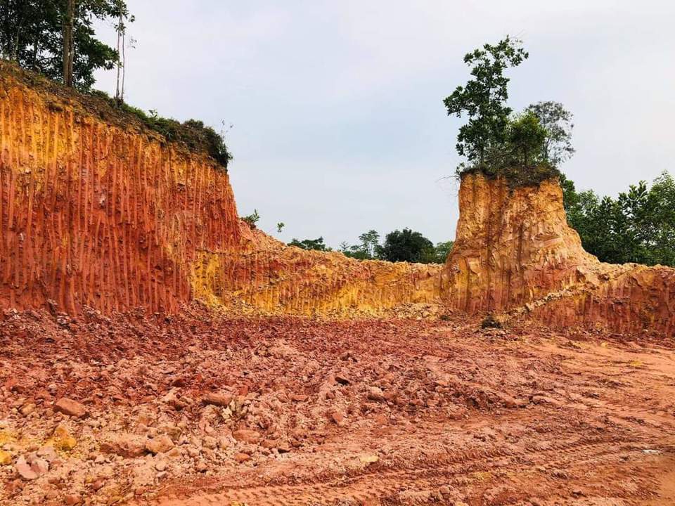 Hà Nội: Hàng nghìn khối đất đồi ở Sóc Sơn bị "xẻ thịt" nghi bán cho doanh nghiệp - Ảnh 2