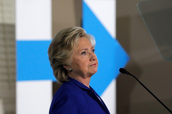 FBI điều tra thư giả nghi do hacker Nga gửi cho bà Clinton - Ảnh 1