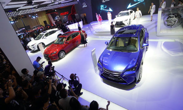 Toyota Việt Nam đạt doanh số bán cao kỷ lục trong tháng 10/2016 - Ảnh 1