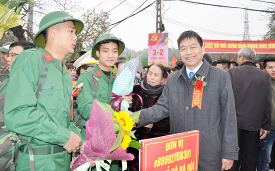 Sơn Tây sôi nổi ngày hội giao nhận quân năm 2017 - Ảnh 1