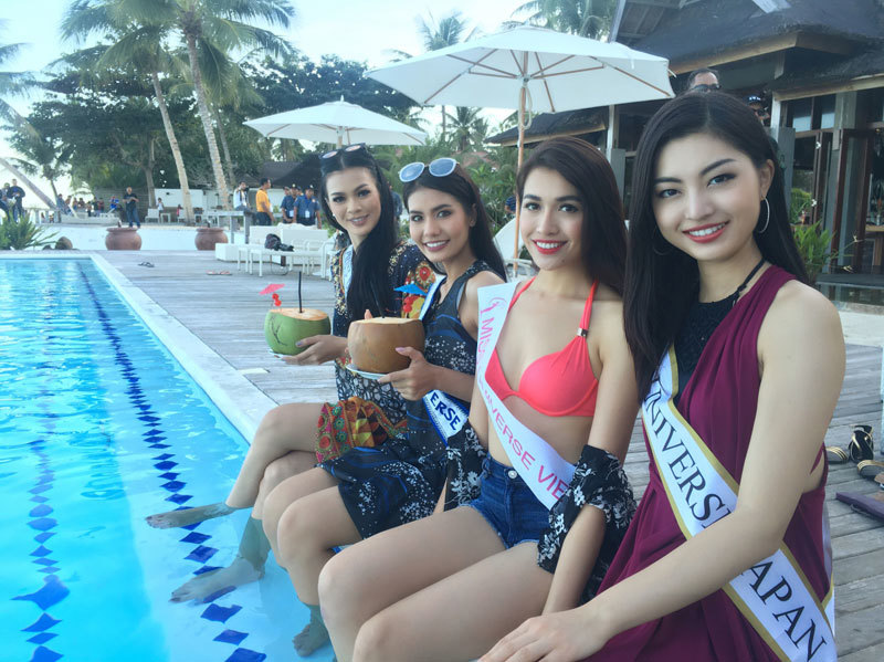 Người đẹp Việt hở bạo trước thí sinh Miss Universe - Ảnh 3