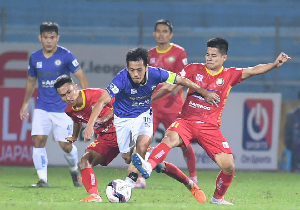 Vòng 4 V-League 2021: Thanh Hoá để thua Hà Nội FC, SLNA đánh bại Than Quảng Ninh - Ảnh 2