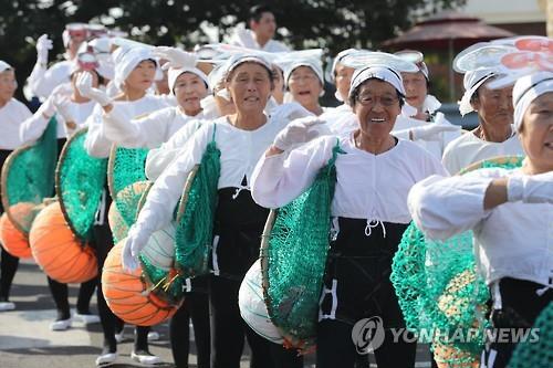 "Hải nữ" Hàn Quốc vào danh sách di sản văn hóa phi vật thể của nhân loại - Ảnh 1