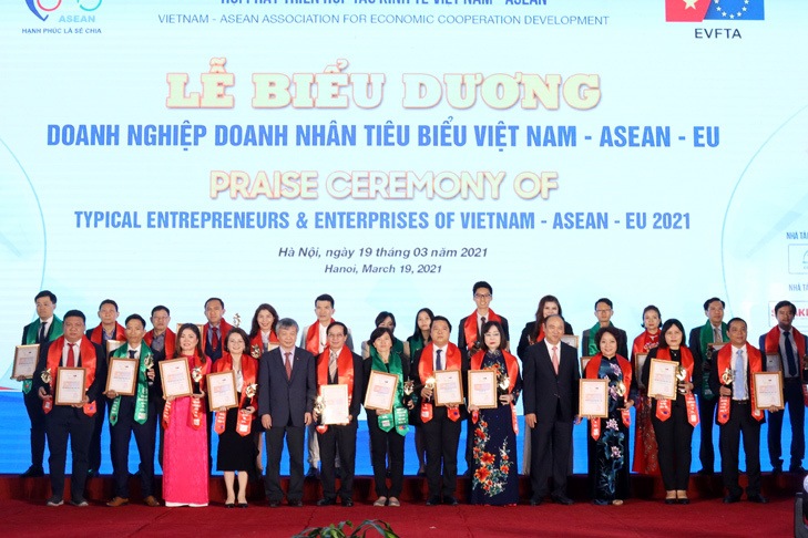 HDBank là doanh nghiệp dẫn đầu các ngành Việt Nam - ASEAN - EU - Ảnh 3
