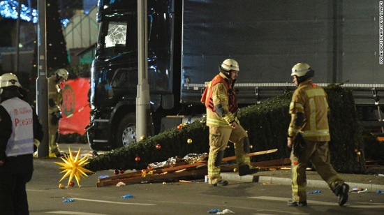Đức: Khủng bố bằng xe tải ở Berlin, 60 người thương vong - Ảnh 1