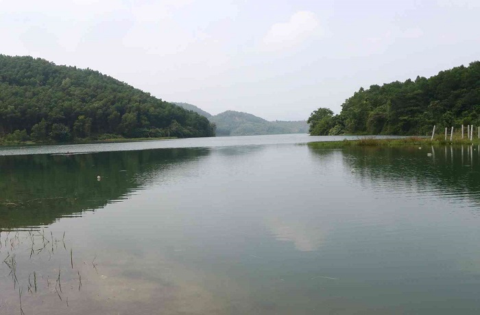 Tỉnh Hòa Bình yêu cầu bàn giao lại hồ Đầm Bài để bảo đảm ninh nguồn nước - Ảnh 1